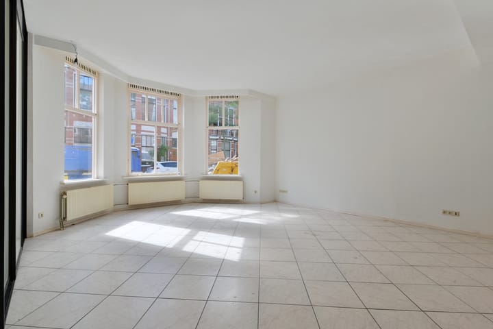 Appartement te koop: Viviënstraat 63A, 'S-Gravenhage