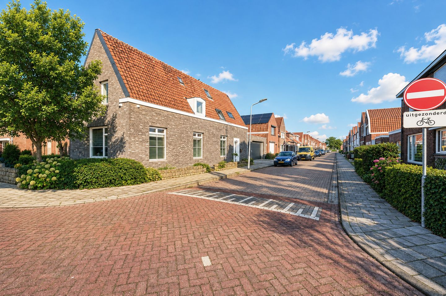 Photo 44 of Middenstraat 98