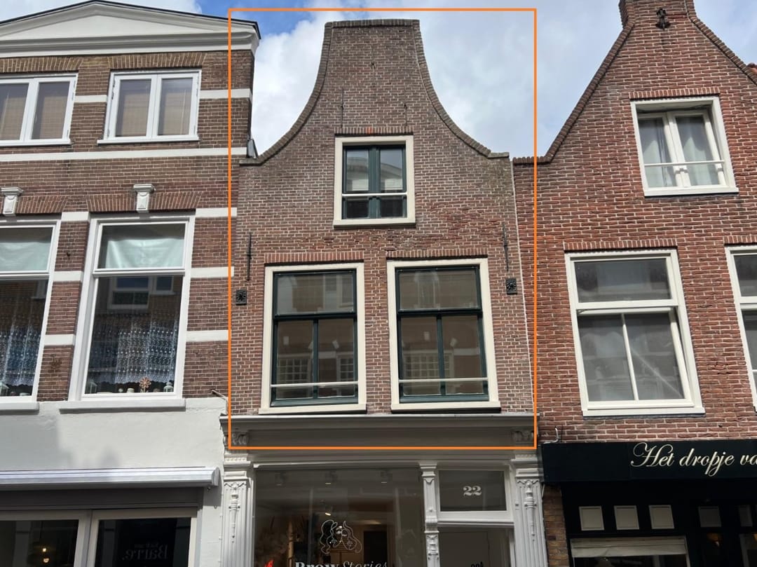 Photo 1 of Kleine Houtstraat 22-A