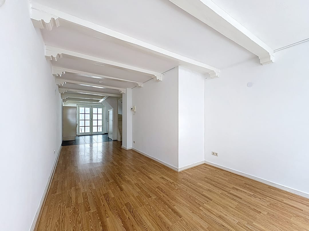 Photo 8 of Kleine Houtstraat 22-A