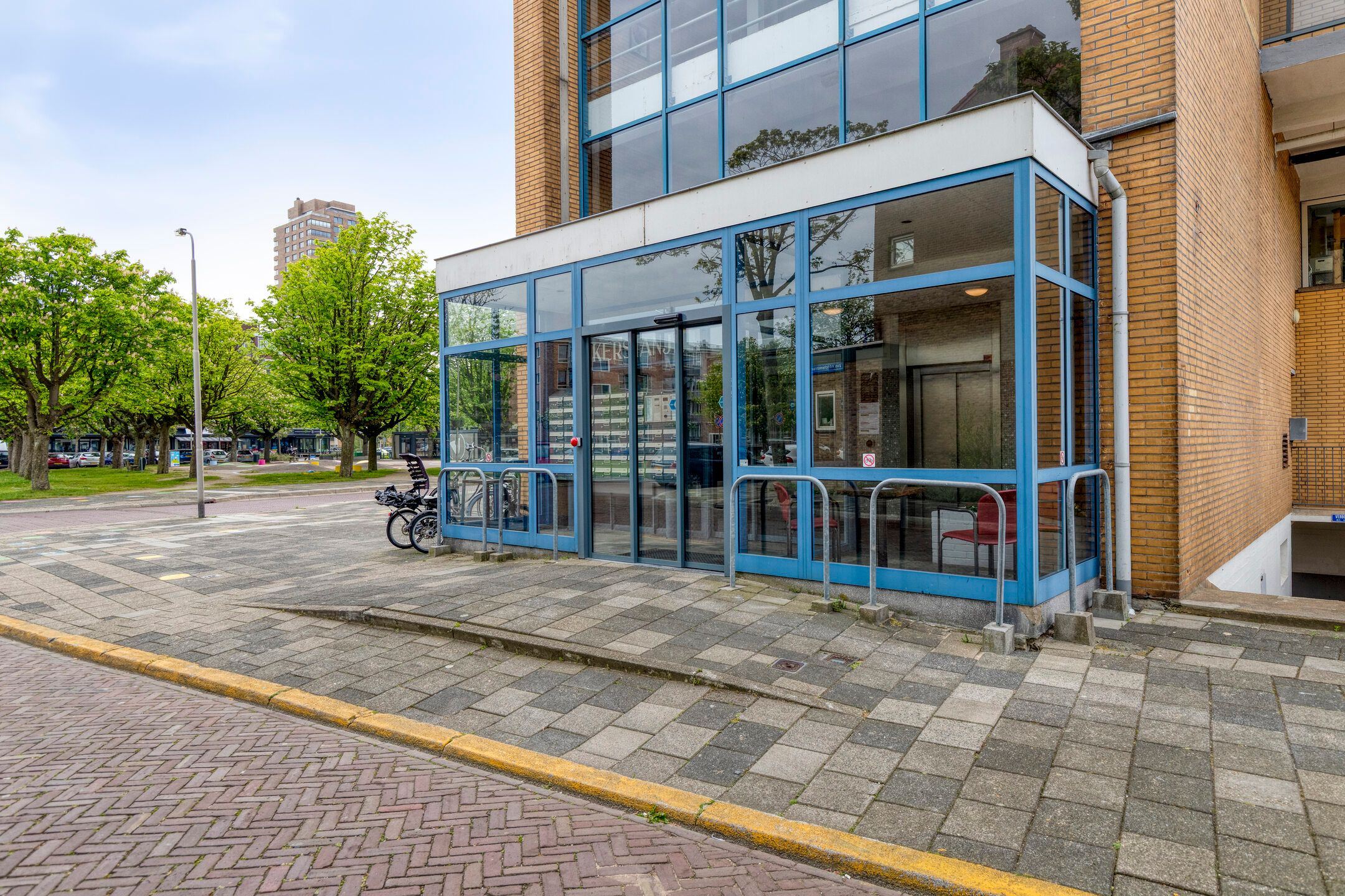Photo 9 of Van Adrichemstraat 319