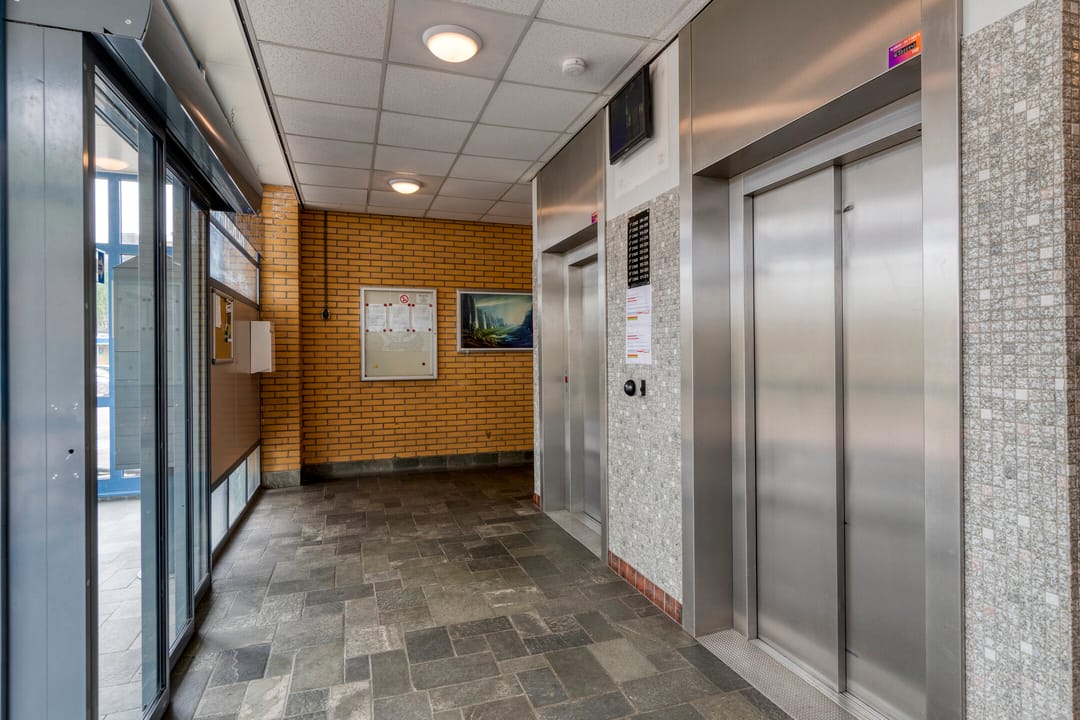 Photo 11 of Van Adrichemstraat 319
