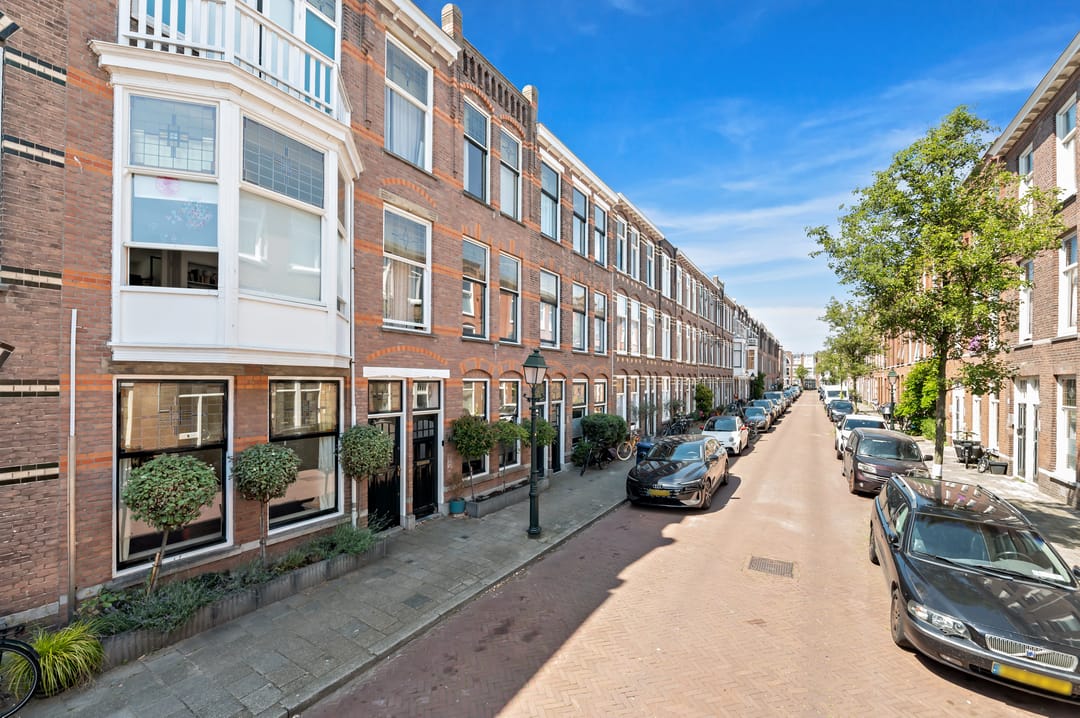 Photo 43 of Van Lumeystraat 42
