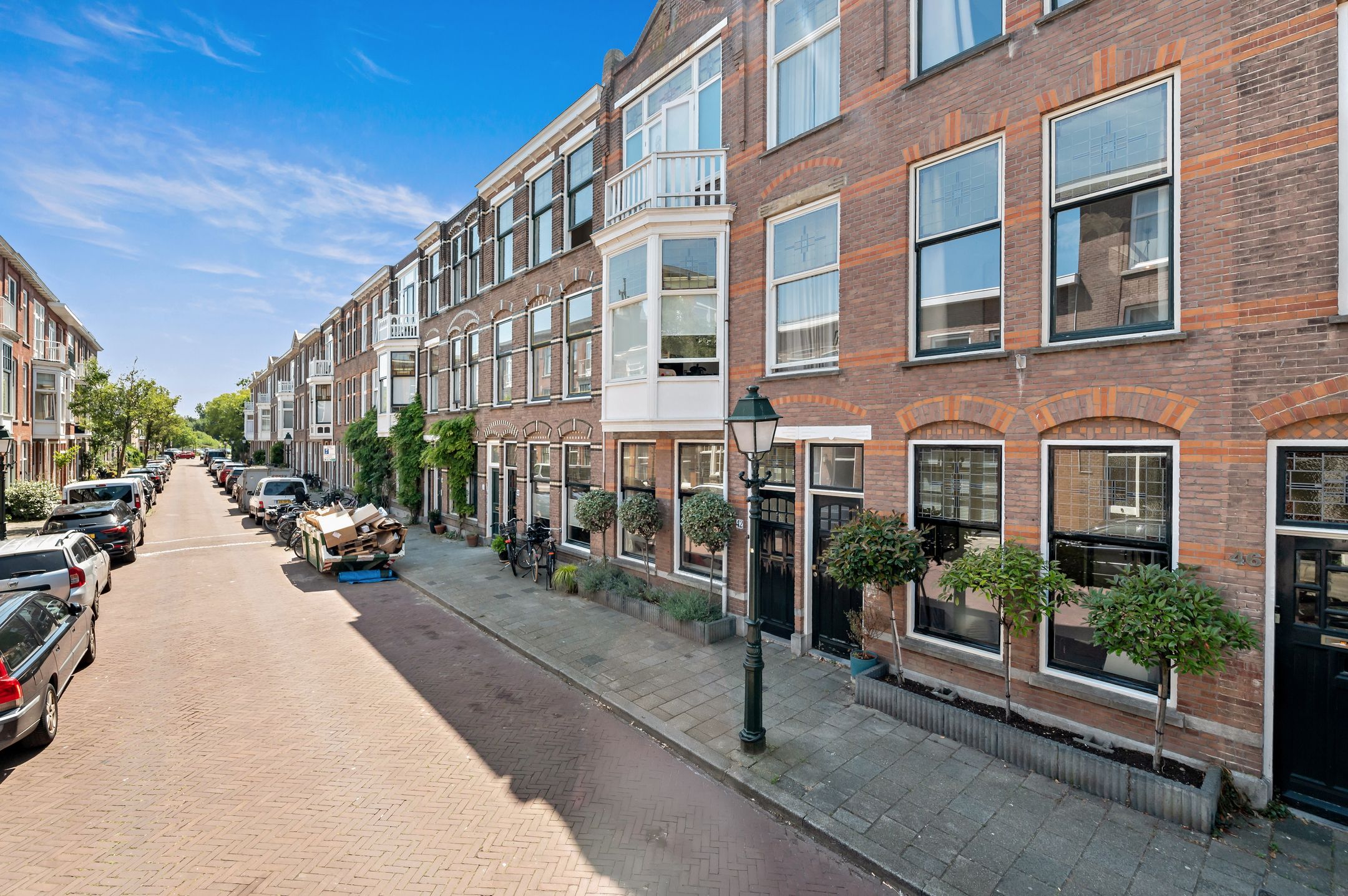 Photo 42 of Van Lumeystraat 42