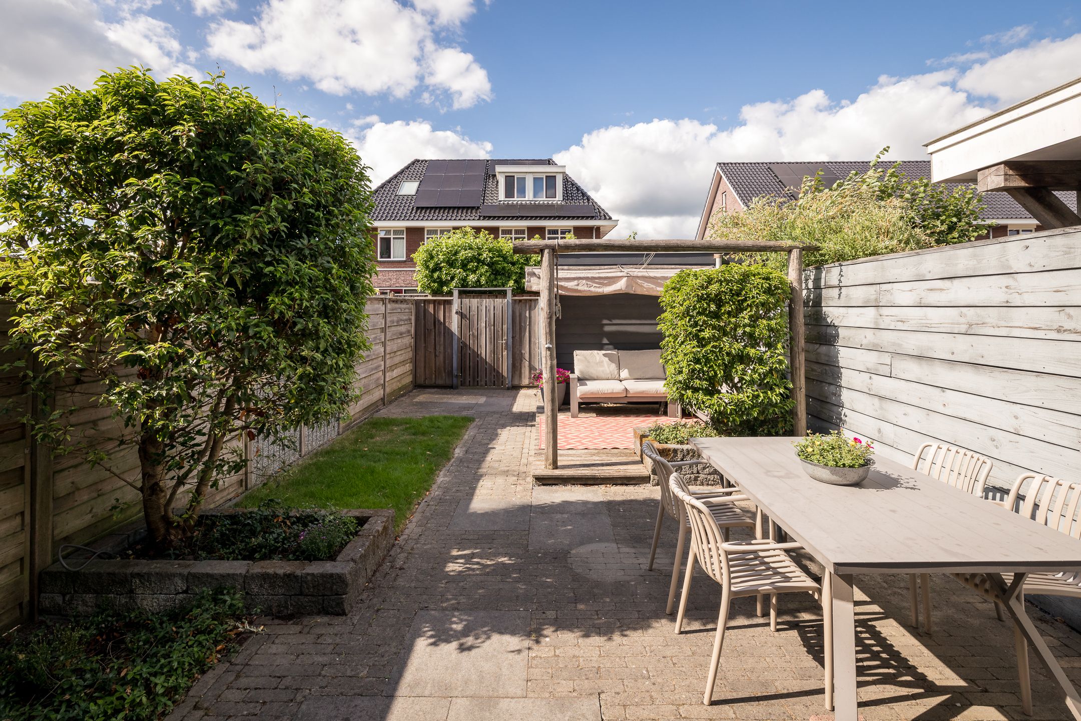 Photo 27 of Groenling 16