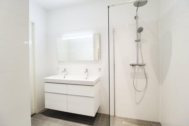 Appartement te huur: Van Eeghenstraat 44-1, Amsterdam