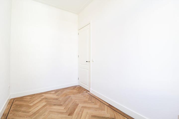 Appartement te huur: Van Eeghenstraat 44-1, Amsterdam