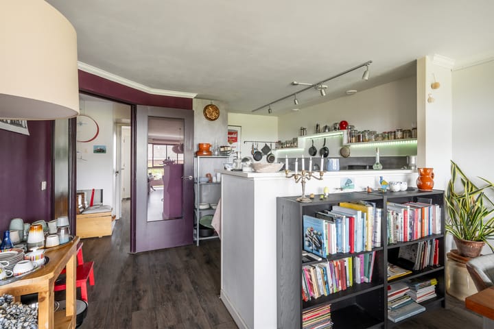 Appartement te koop: Broersvest 102, Schiedam