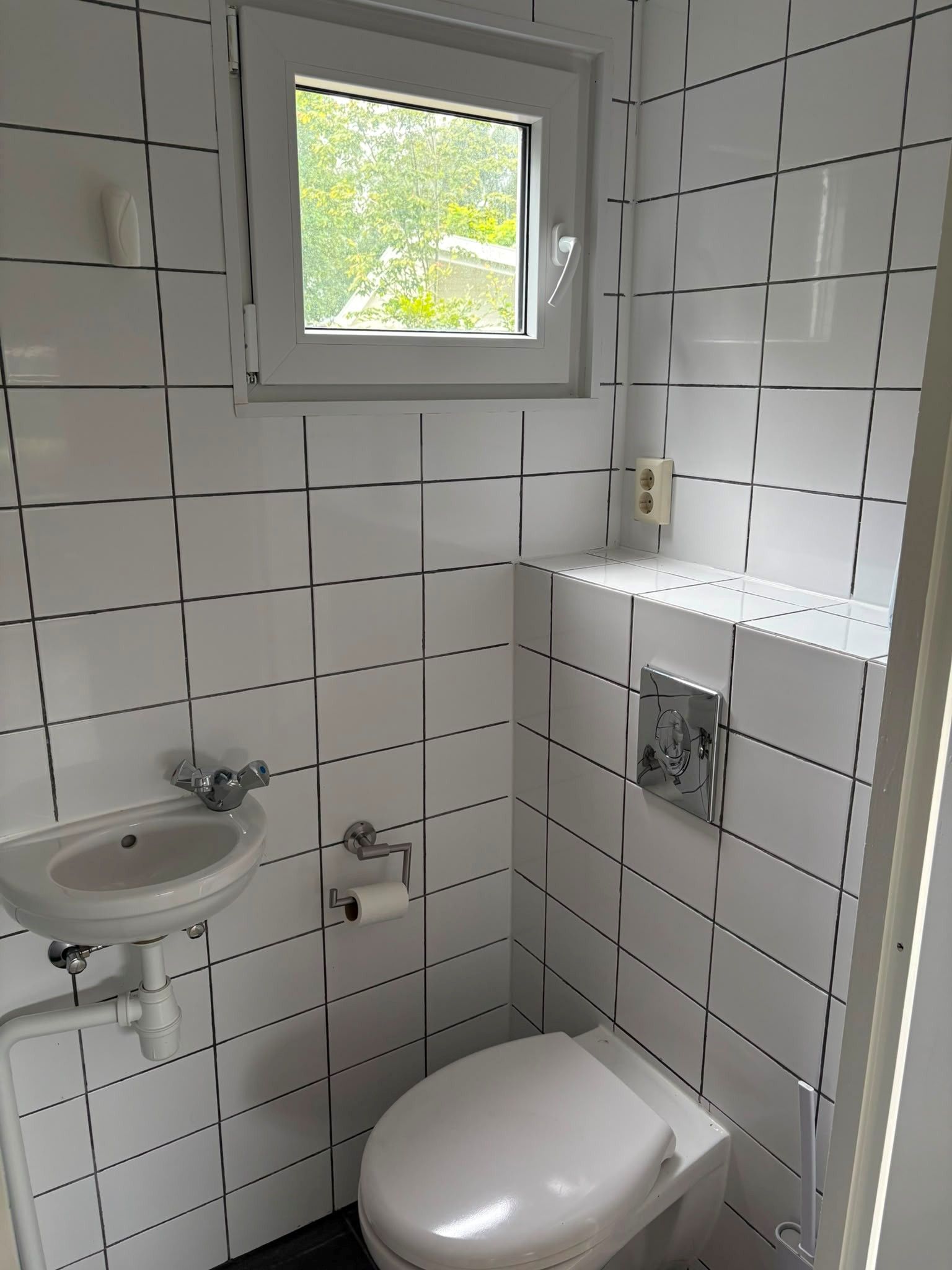 Photo 15 of Raadhuisstraat 27-H107