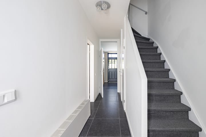Tussenwoning te koop: Diependaalweg 18, Maastricht