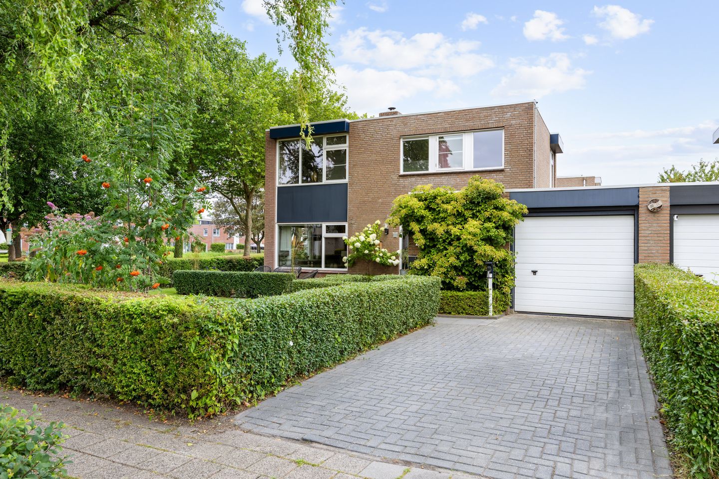 Foto 1 van De Lijnbaan 2