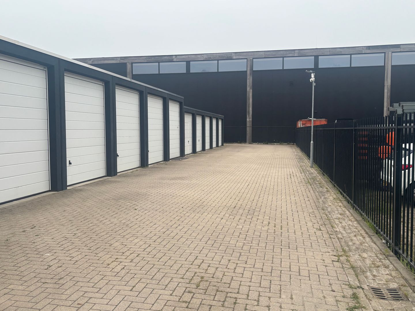 View photo 4 of Parallelweg 8-12