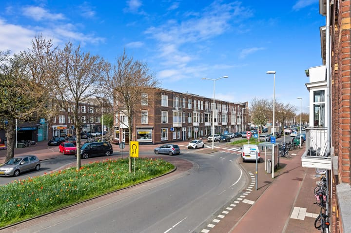 Tussenwoning te koop: Valkenboslaan 196, 'S-Gravenhage