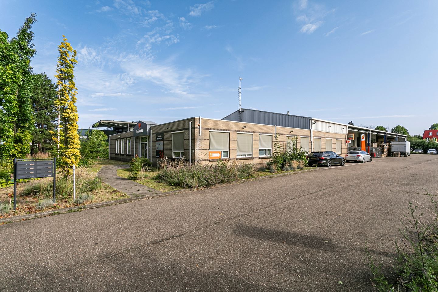 View photo 1 of Kampstraat 36
