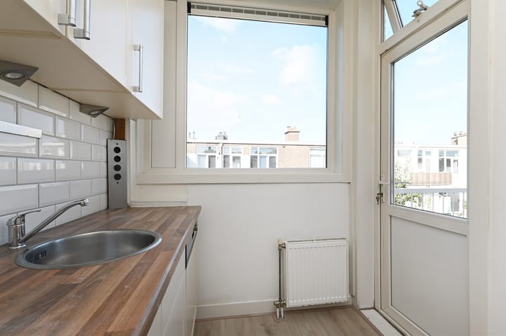 Appartement te koop: Zuiderparklaan 221, 'S-Gravenhage
