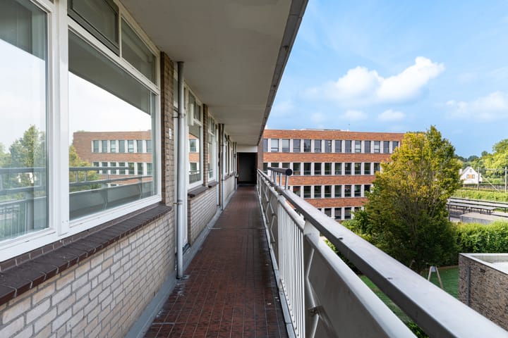Appartement te koop: Prof. Waterinklaan 25, Dordrecht