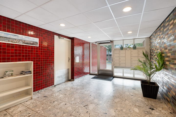 Appartement te koop: Prof. Waterinklaan 25, Dordrecht