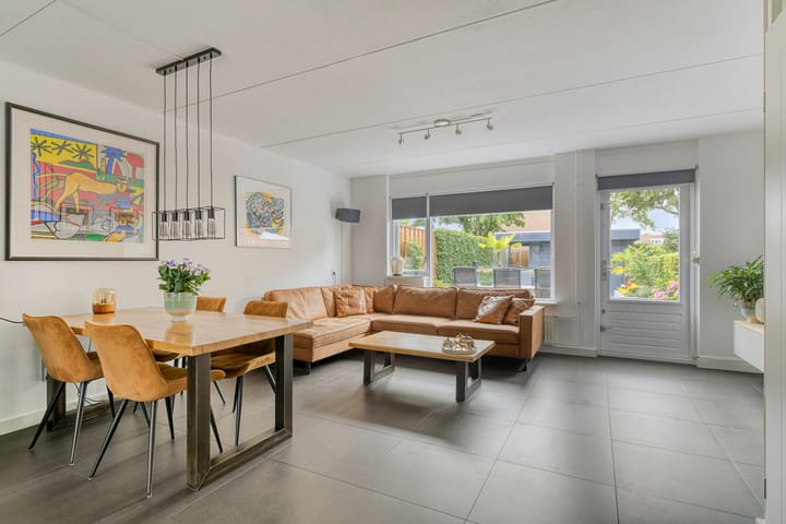 Tussenwoning te koop: Hunthum 36, Loenen Aan De Vecht