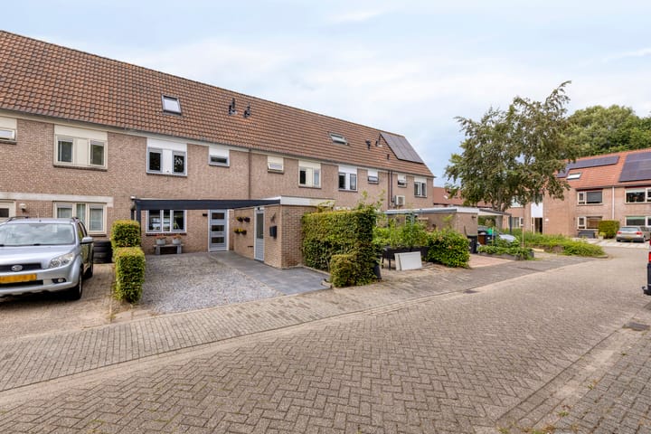 Tussenwoning te koop: Hunthum 36, Loenen Aan De Vecht