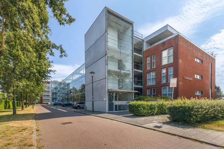 Appartement te koop: Ferdinand Bolstraat 43, Woerden