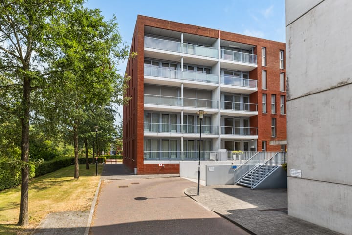 Appartement te koop: Ferdinand Bolstraat 43, Woerden