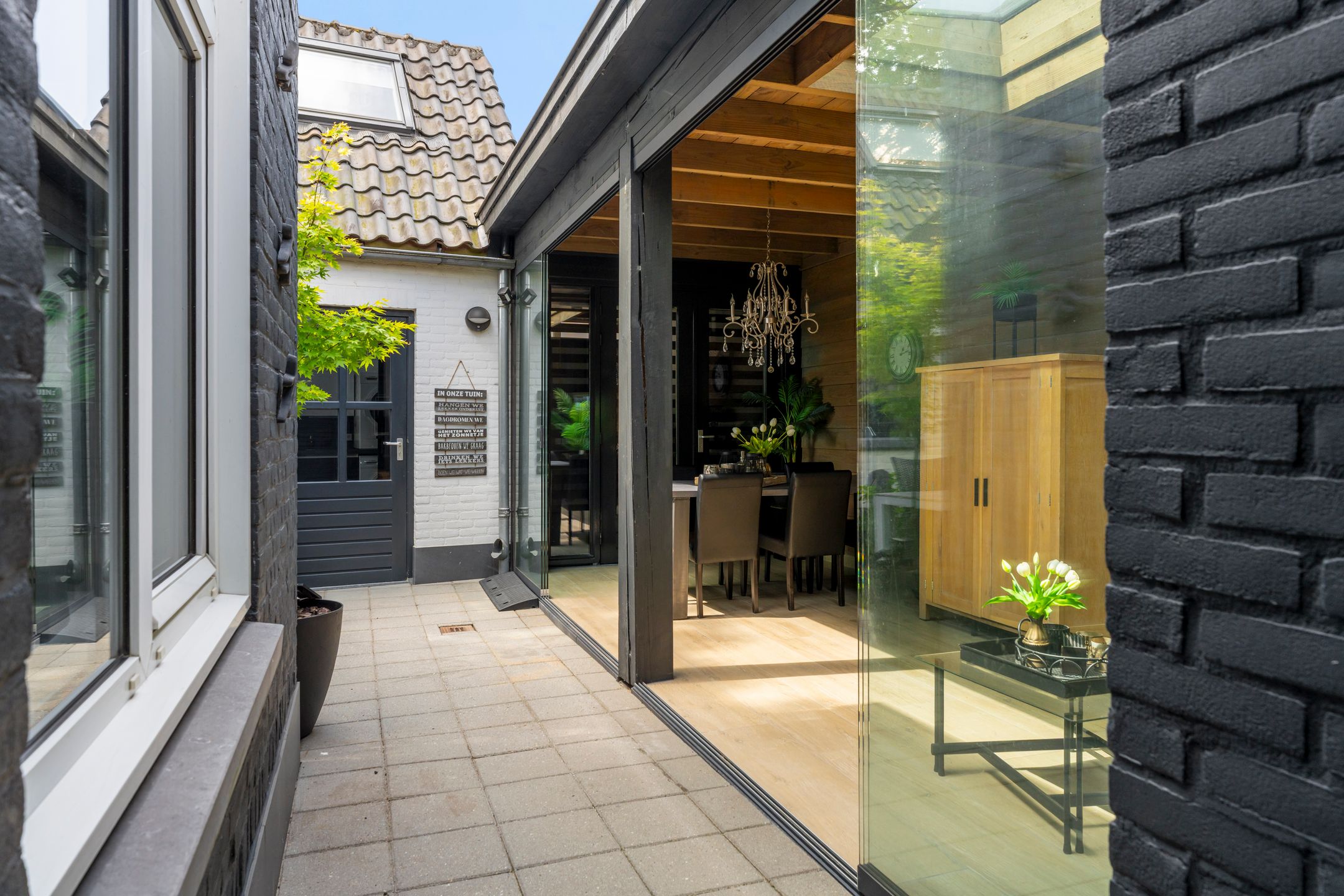 Photo 39 of Hoogstraat 53