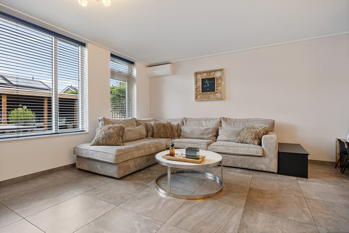 Tussenwoning te koop: Martin Luther Kingstraat 33, Berghem