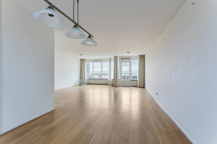 Appartement te koop: Gevers Deynootplein 183, 'S-Gravenhage