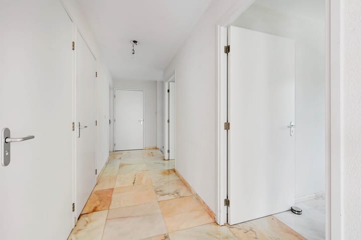 Appartement te koop: Hofvliet 15, Voorschoten