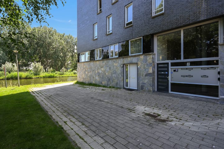 Appartement te koop: Hofvliet 15, Voorschoten