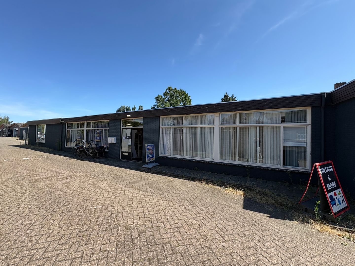 View photo 4 of Dorpsstraat 63-67
