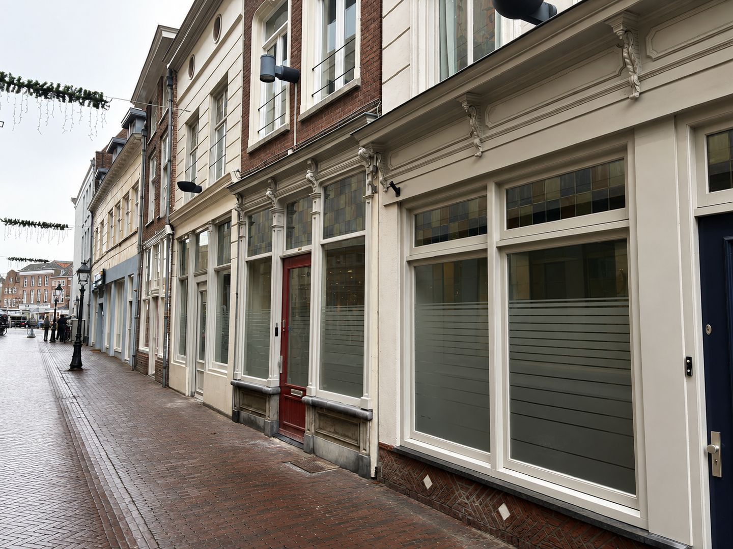 Bekijk foto 3 van Minderbroedersstraat 10
