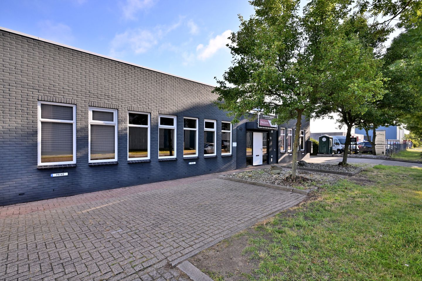 View photo 4 of Arnsbergstraat 10