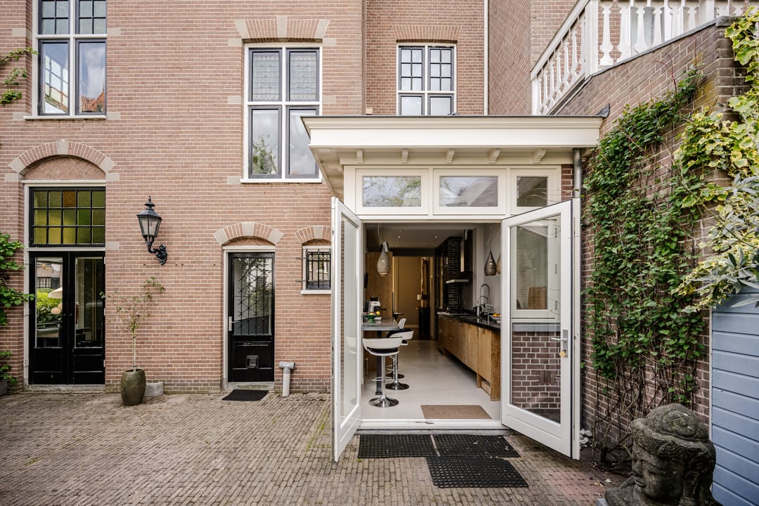 Photo 26 of Koninginneweg 58
