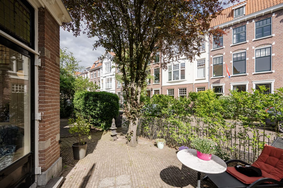 Photo 32 of Koninginneweg 58