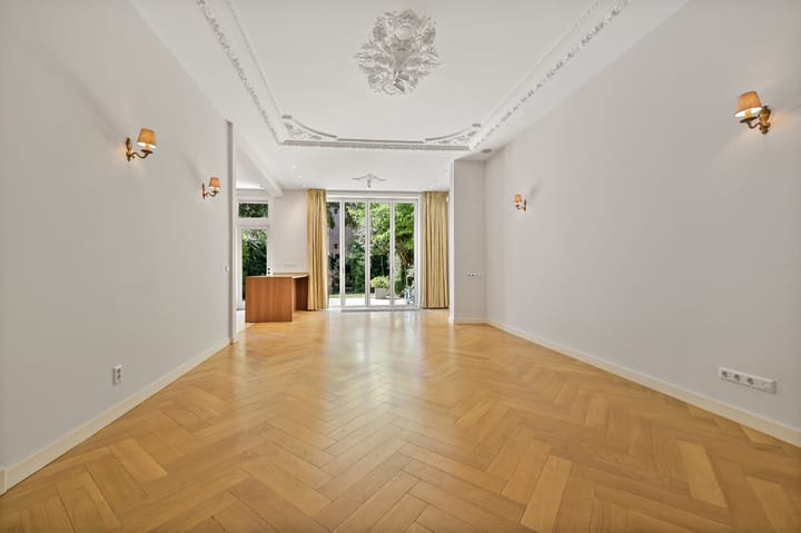 Tussenwoning te koop: Jan van Nassaustraat 84, 'S-Gravenhage