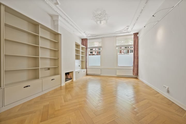 Tussenwoning te koop: Jan van Nassaustraat 84, 'S-Gravenhage
