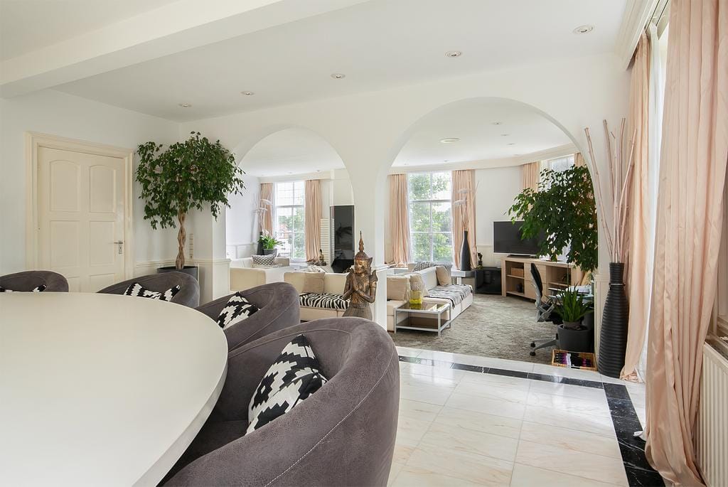 Foto 8 van Badhuiswal 8