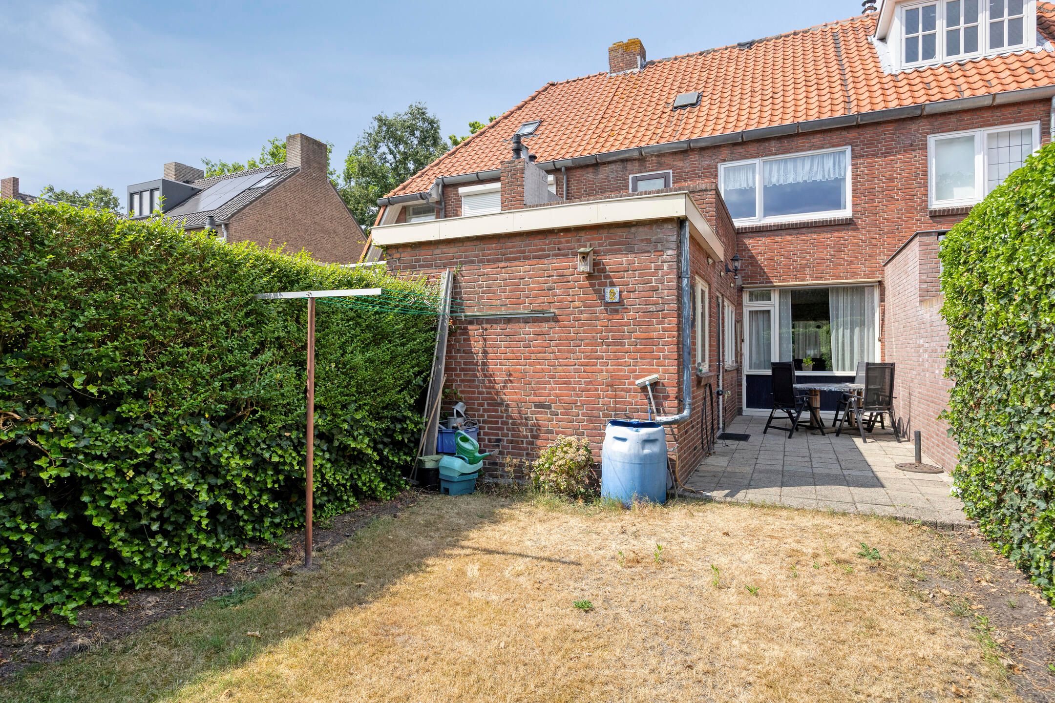Photo 33 of Zandstraat 24