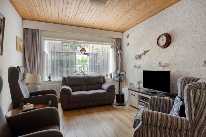 Tussenwoning te koop: Zandstraat 24, Bergen Op Zoom