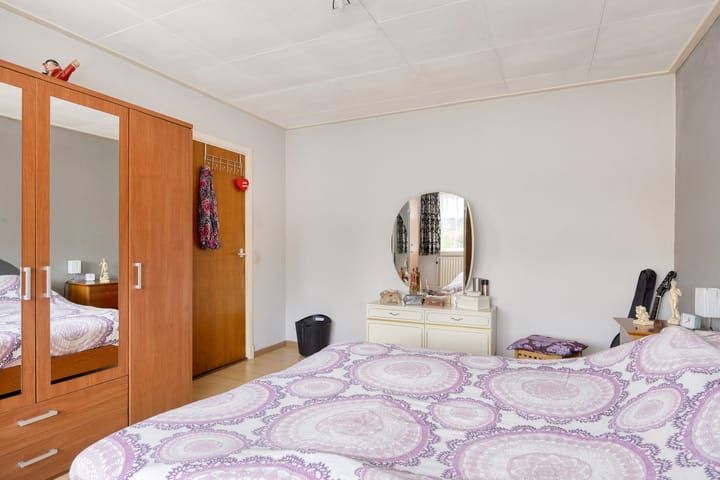 Tussenwoning te koop: Zandstraat 24, Bergen Op Zoom