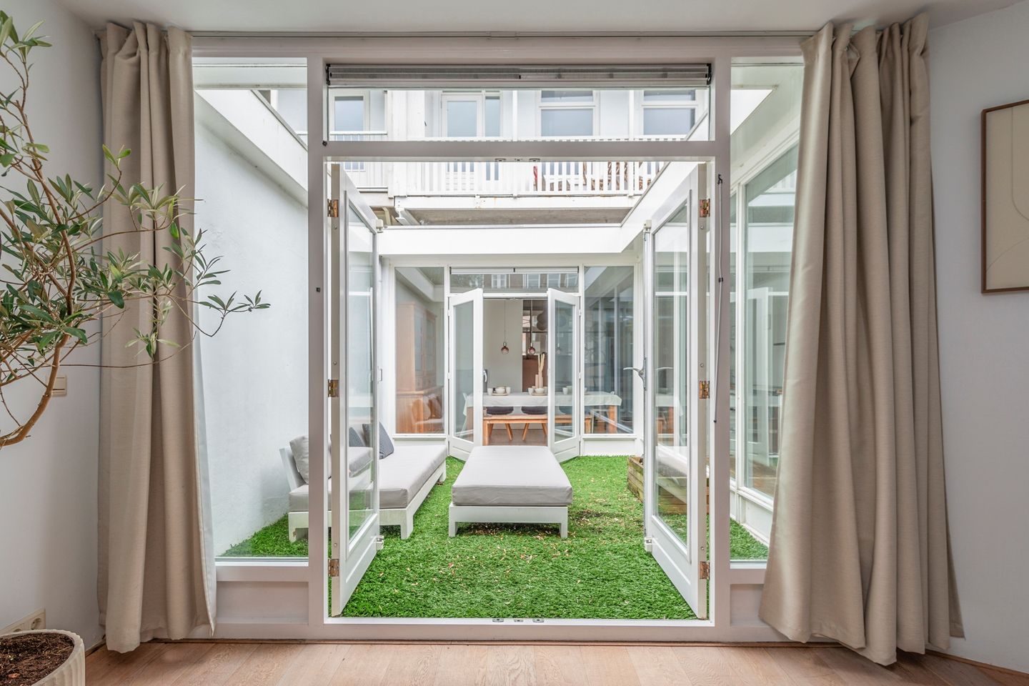 Photo 29 of Govert Flinckstraat 316-D