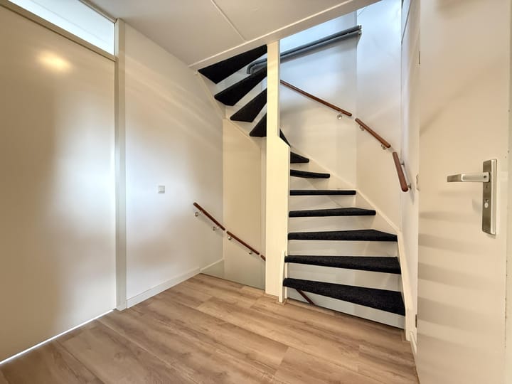 Tussenwoning te huur: Vliststraat 37, Apeldoorn