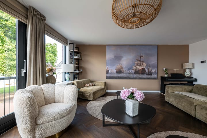 Hoekwoning te koop: Industriehaven 10, Hellevoetsluis