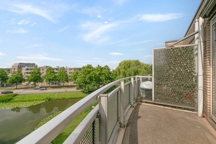 Appartement te koop: Haya van Somerenlaan 72, Amstelveen