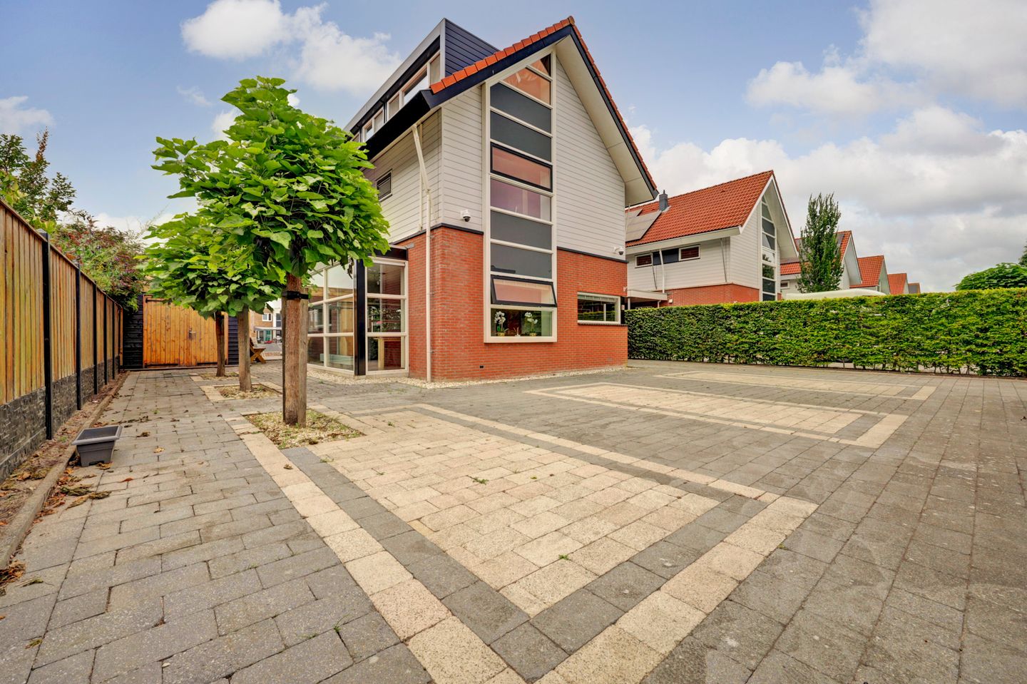 Foto 44 van Forint 5