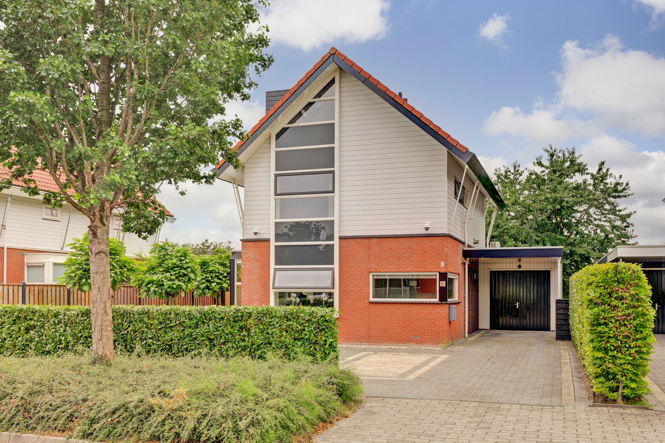 Foto 45 van Forint 5