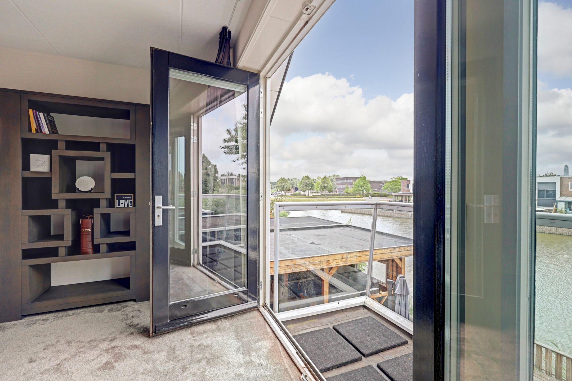Foto 18 van Forint 5