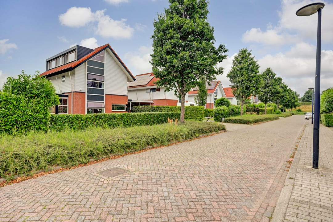 Foto 46 van Forint 5