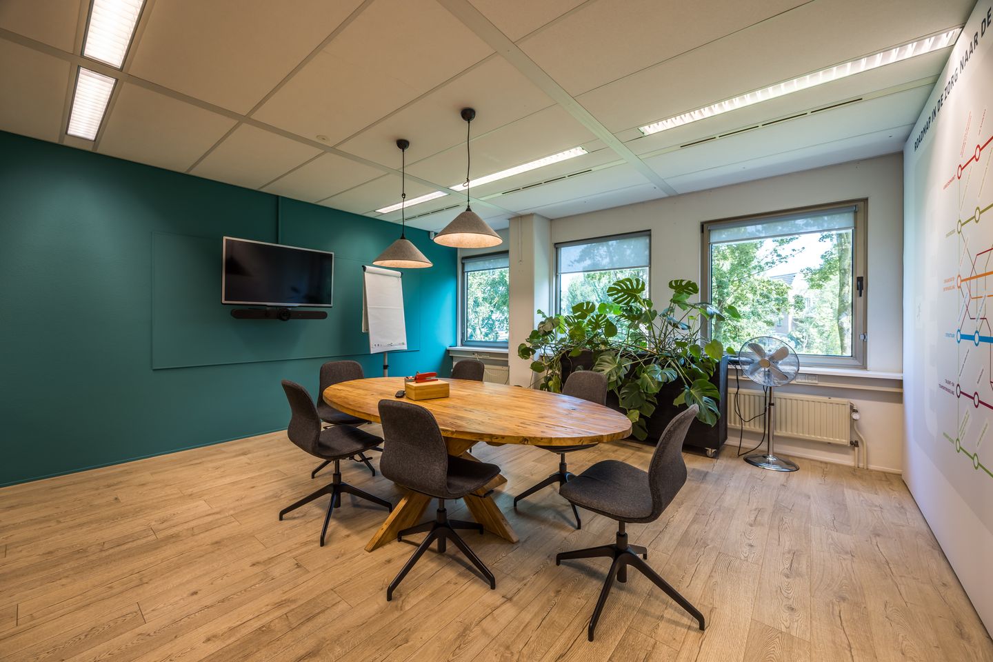 Bekijk foto 3 van Lunettenbaan 51-65